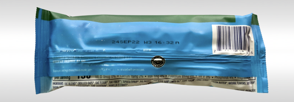 Wrinkled fin seal on flow wrapper package